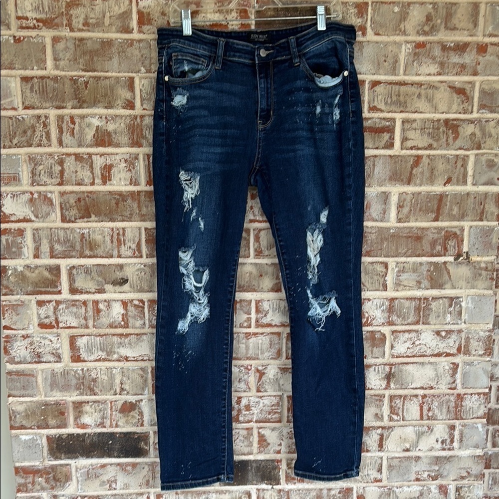 Judy Blue Heavily Distressed Straight Leg Jeans